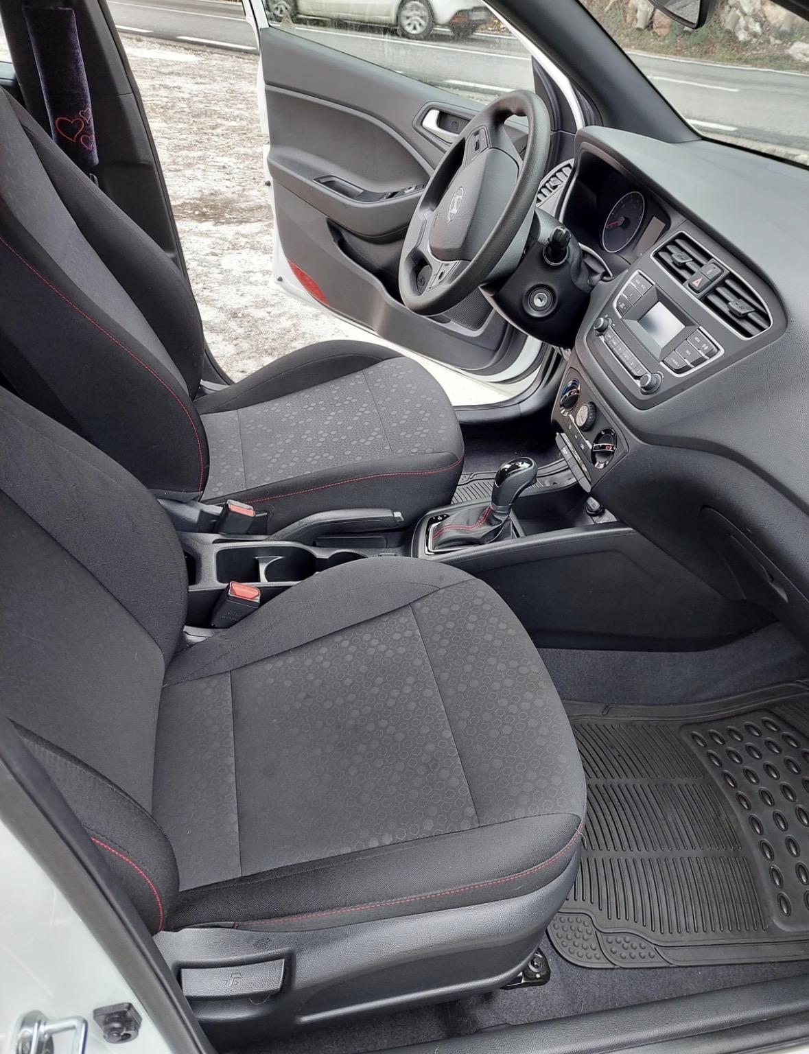 Hyundai i20 2