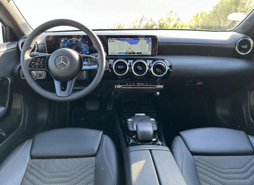 Mercedes Benz A180