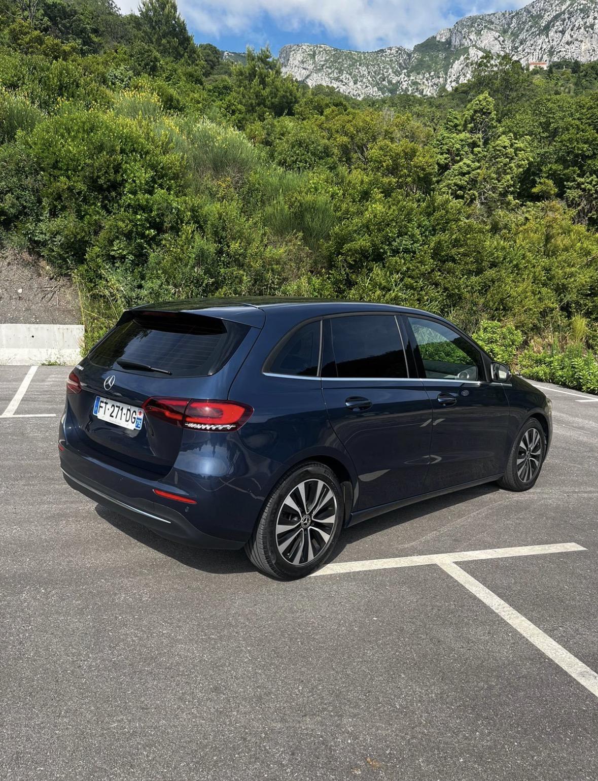 Mercedes Benz B180