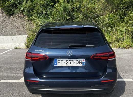 Mercedes Benz B180