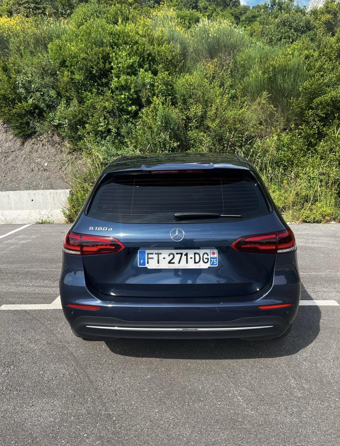 Mercedes Benz B180