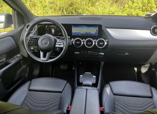 Mercedes Benz B180