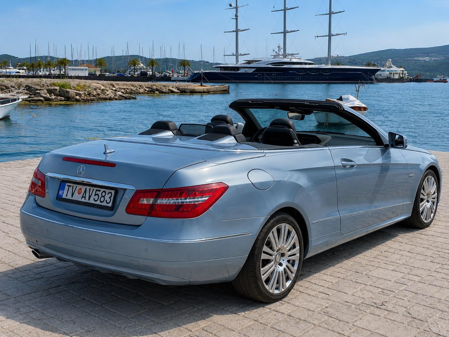 Mercedes Benz E200 Cabriolet