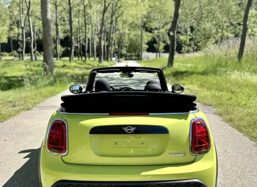 Mini Cooper S Zesty 2023