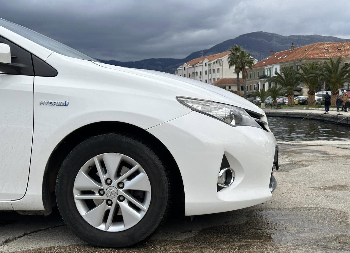 Toyota Auris 1.8 HEV