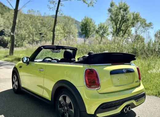 Mini Cooper S Zesty Yellow 2023